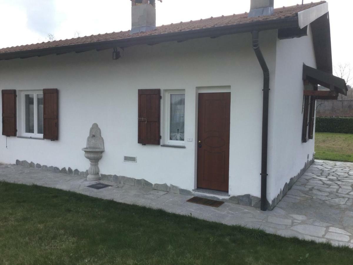 La Casetta Pombia Exterior photo